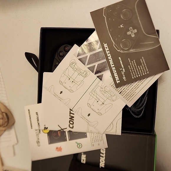 Thrustmaster Eswap S Pro Wired Controller for Xbox Series - Picture 5 of 9